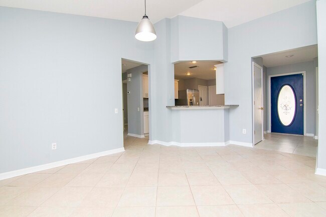 Building Photo - 10614 Cami Ct