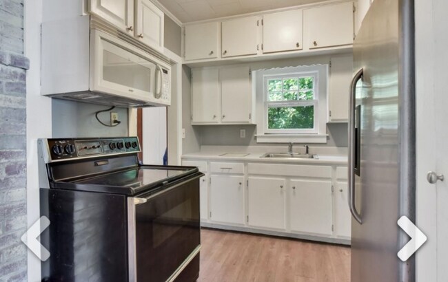 Foto del edificio - 25 Welchs point Rd