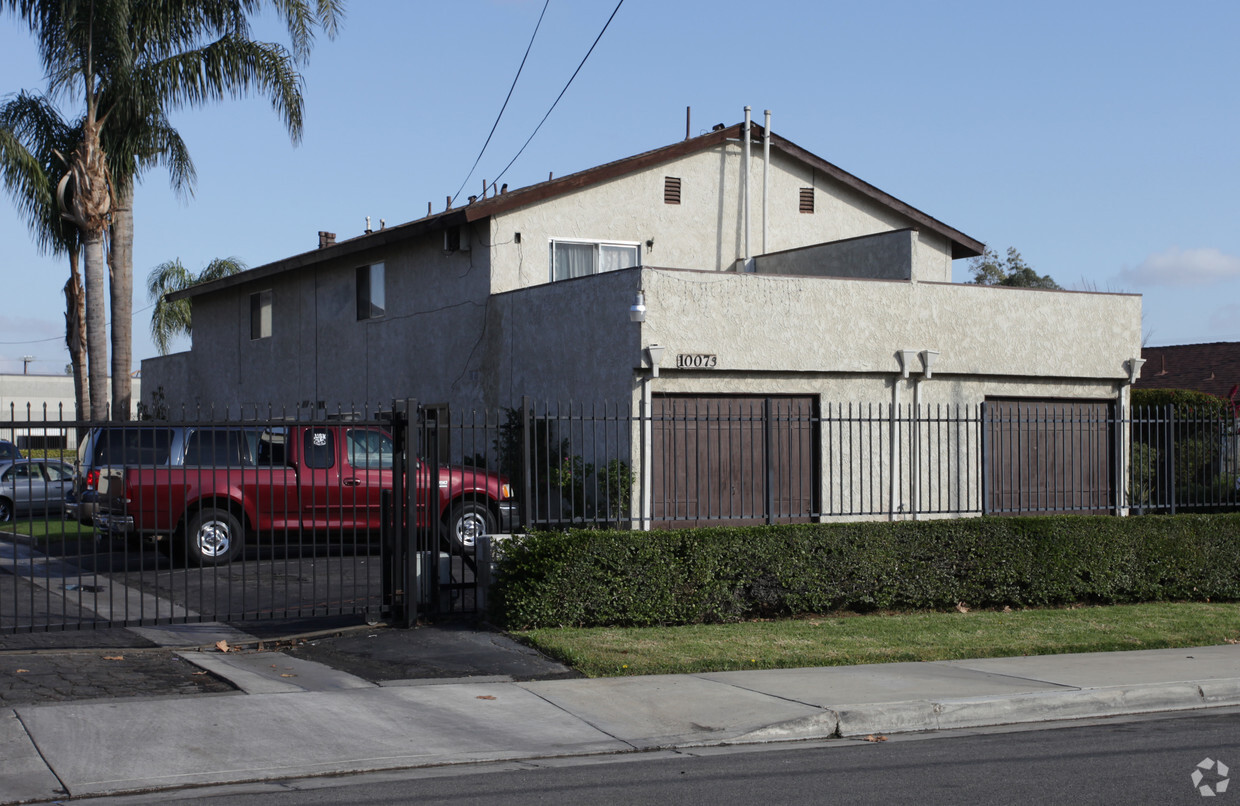 Building Photo - 10073 Gould St