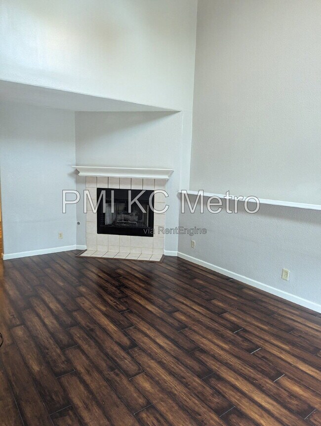 Foto del edificio - 15811 E 20 St S