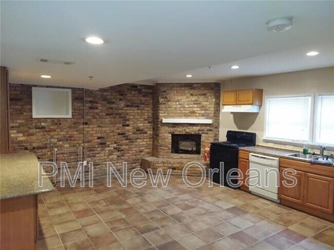 Building Photo - 3100 17th St