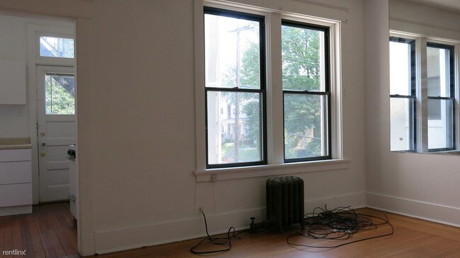 Building Photo - 1 br, 1 bath  - 5721 Stanton Ave Apt 7