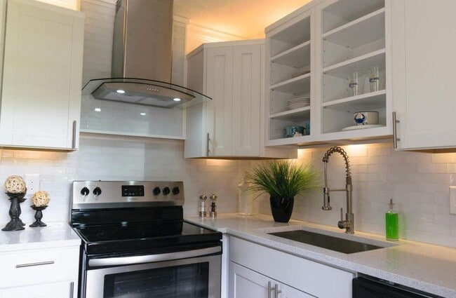 Foto del edificio - 62 Woodland Dr