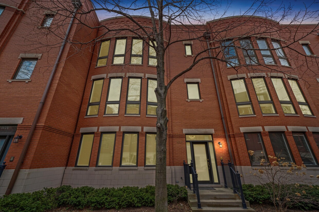 Primary Photo - 430 N Canal St