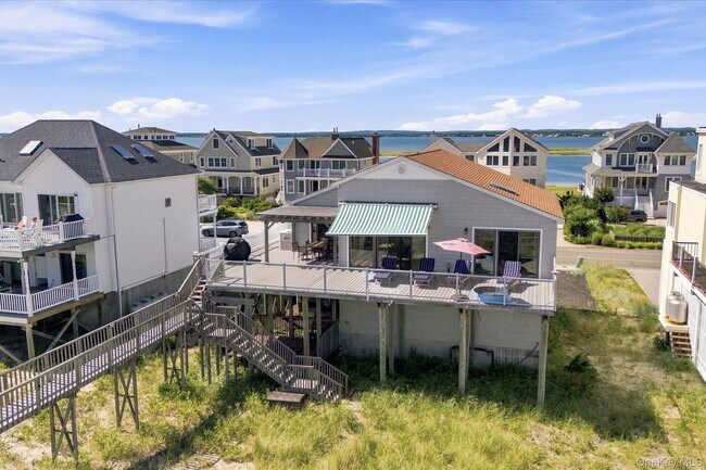 Foto del edificio - 717 Dune Rd