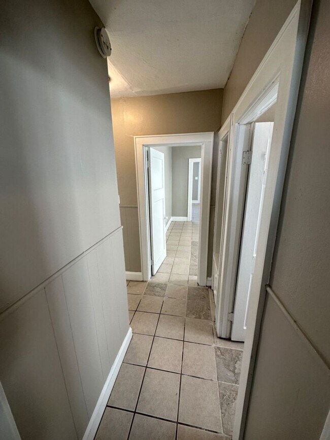 Foto del edificio - 2722-2724 N 49th St. (Duplex)