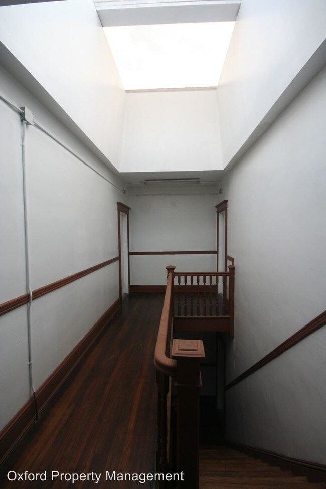 Foto del edificio - 12 South St