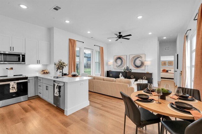 Foto del edificio - 1421A Forward Dr