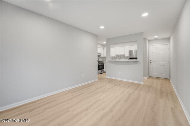 Foto del edificio - 785 Banyan Ct