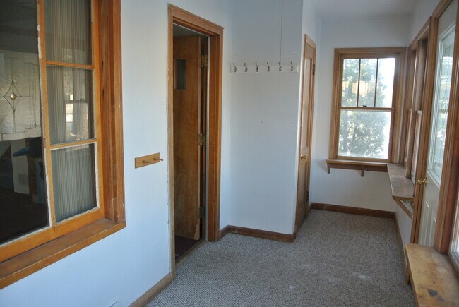 Foto del edificio - 4 Bedroom House!
