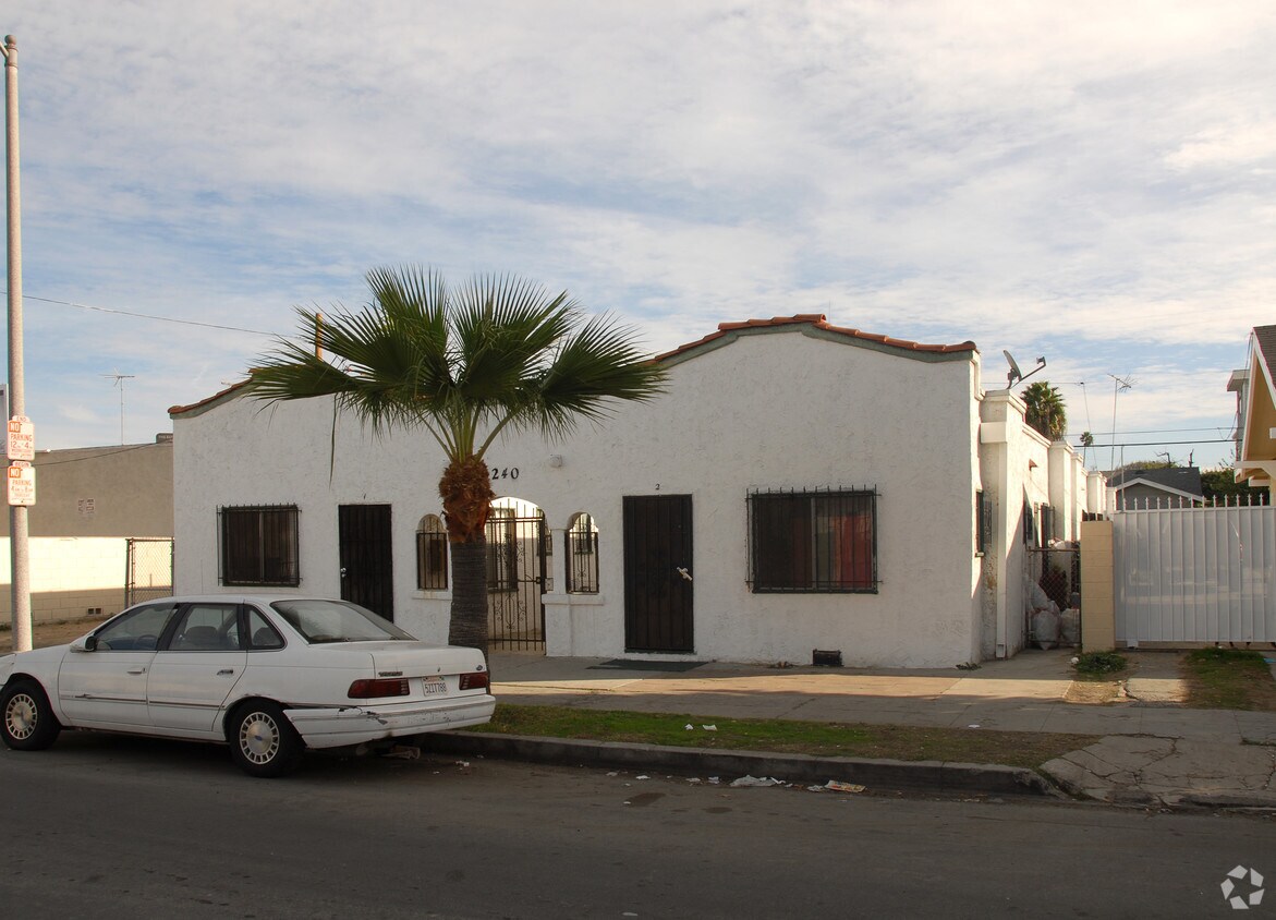 Foto del edificio - 1240 Dawson Ave