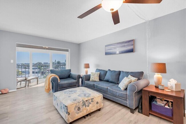 Foto del edificio - 175 116th Ave