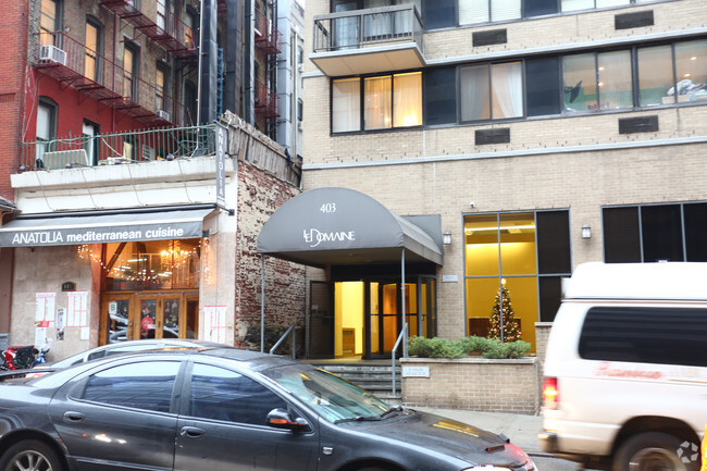 Building Photo - Le Domaine Apartments