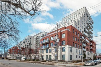 Building Photo - 22 E Haven Dr