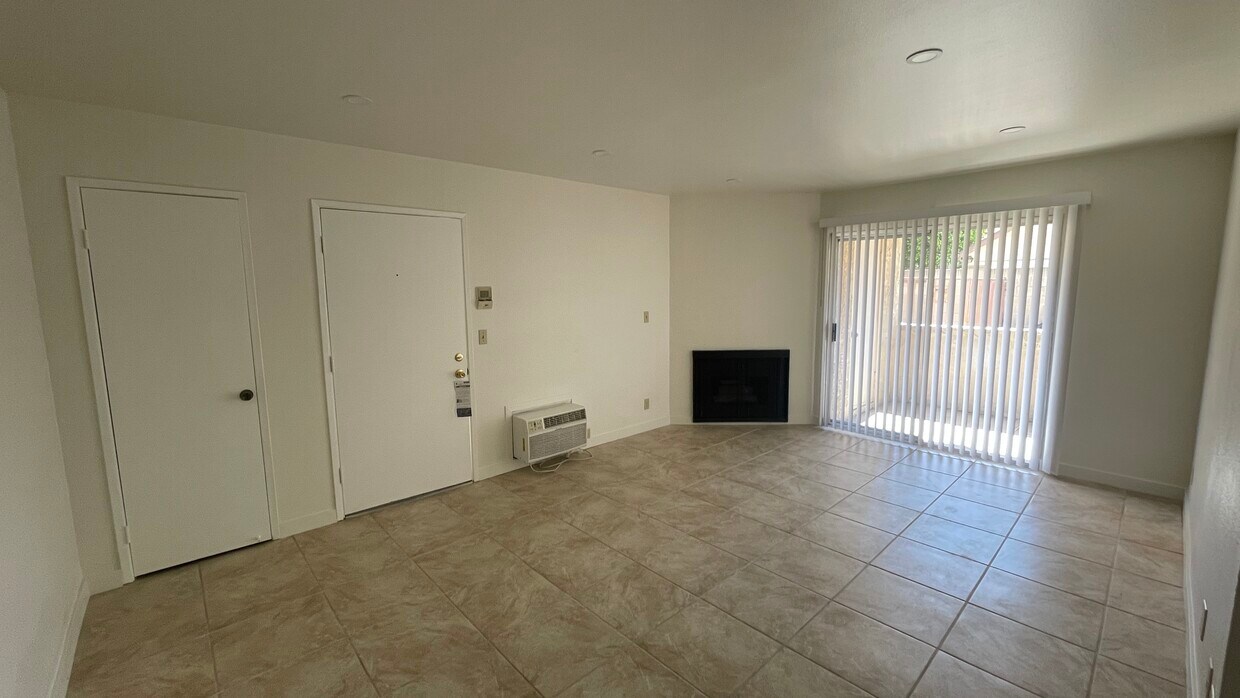 Foto principal - 10123 Alondra Blvd