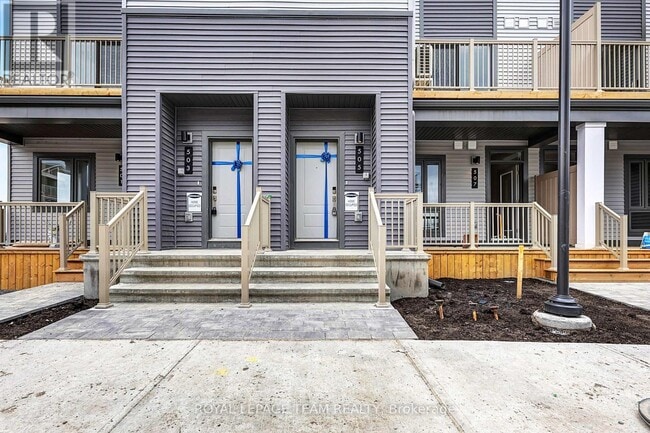 Building Photo - 505 Celestine Private