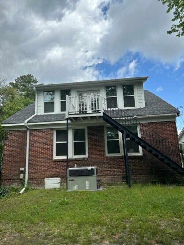 Building Photo - 705 1/2 Michaelmas Avenue - 1