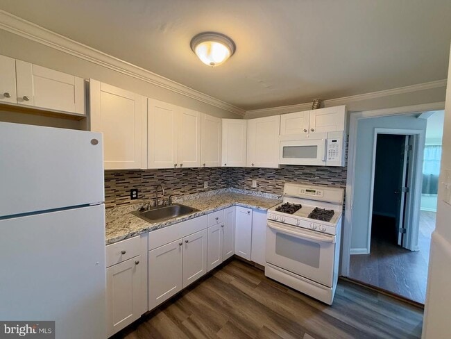 Foto del edificio - 4802 Beaver Dam Rd