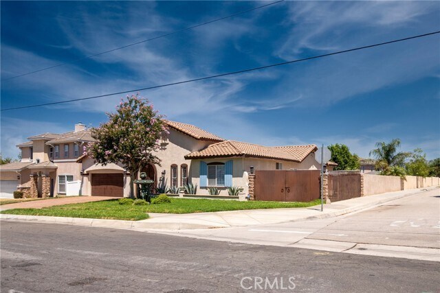 Building Photo - 22288 Van Buren St