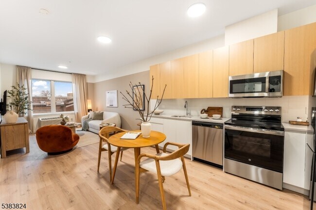 Foto del edificio - 431 Dr Martin Luther King Jr Blvd