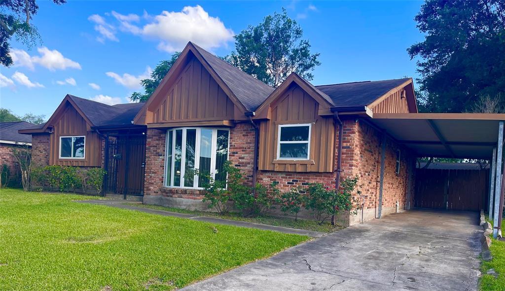 8307 Carvel Ln, Houston, TX 77036 House Rental in Houston, TX