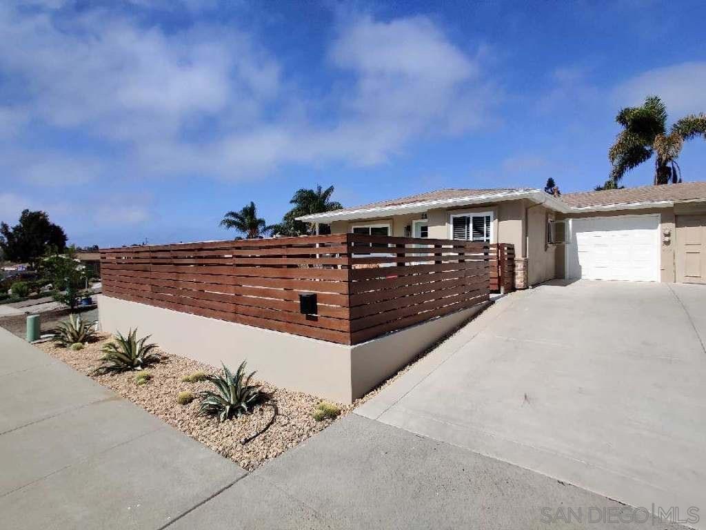 Primary Photo - 234 Fraxinella St