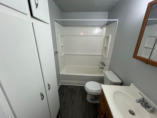 Bathroom - Northgate Manor Apts