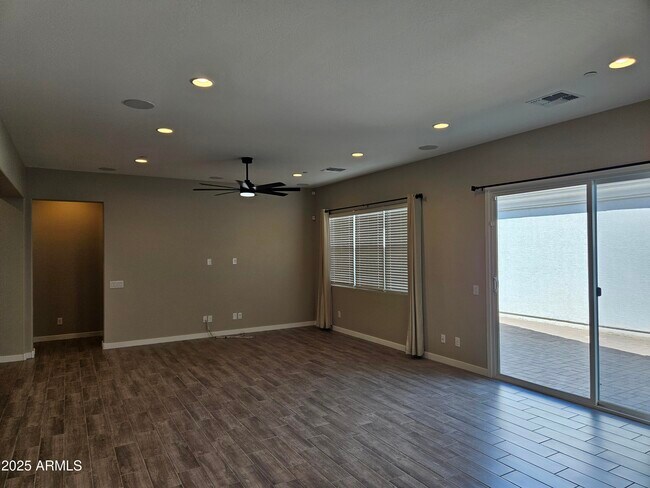 Foto del edificio - 3852 E Bartlett Way