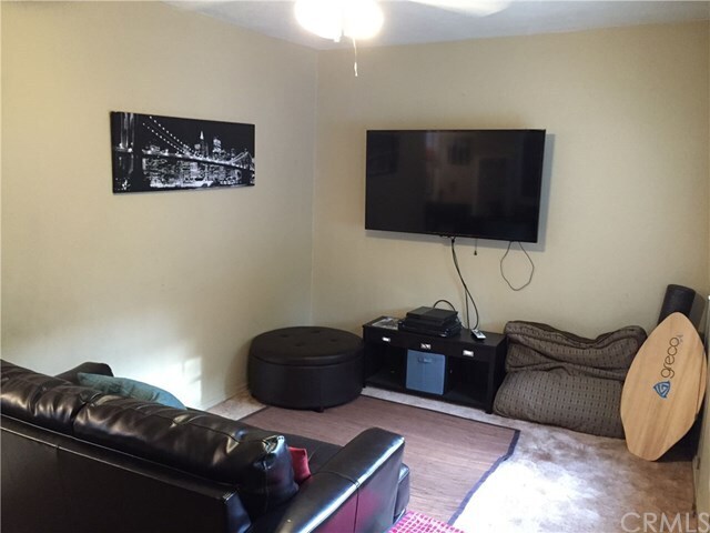 Building Photo - 11186 San Mateo Dr