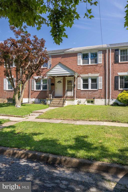 Foto principal - 1017 Baltimore Ave