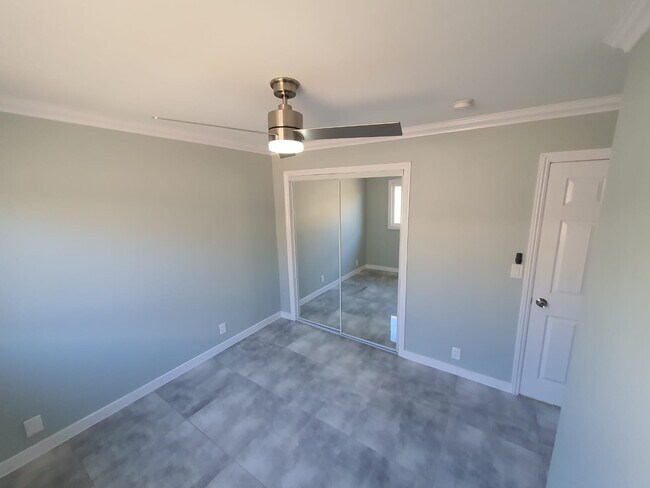 Building Photo - 306 S Avenue 57