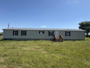 Building Photo - 1462 Dearing Rd