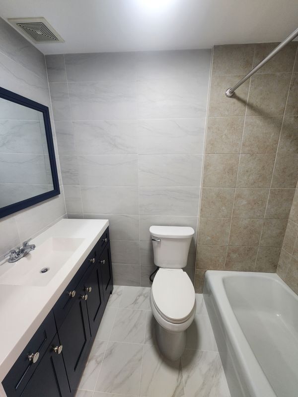 Foto del edificio - 5826 60th Ln