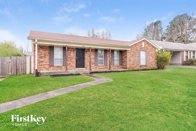 Building Photo - 5369 Albemarle Dr