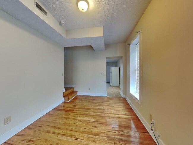 Foto del edificio - 1393 Indianola Ave