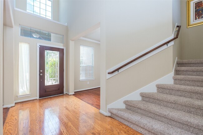 Foto del edificio - 26114 Sandersgate Ln