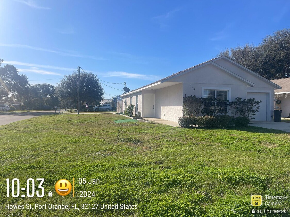 Primary Photo - 3 bedroom, 2 bathroom Port Orange