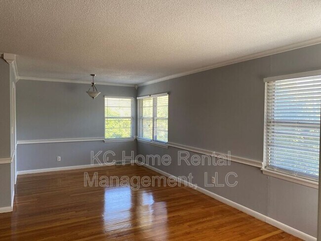 Foto del edificio - 11226 Jackson Ave