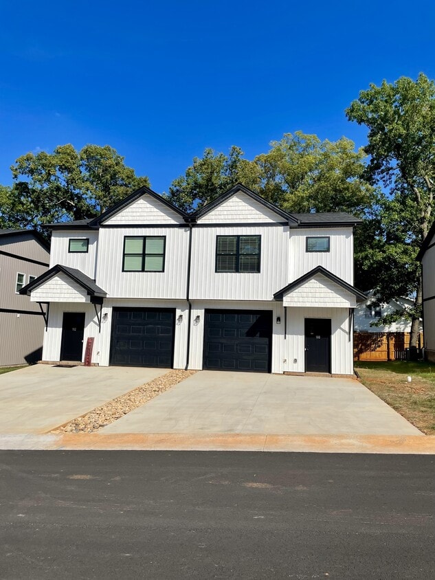 Photo - 112 Independence Ln (Lynchburg, VA)