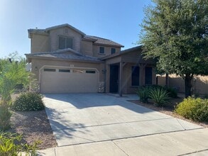 Building Photo - 3860 S Coach House Dr