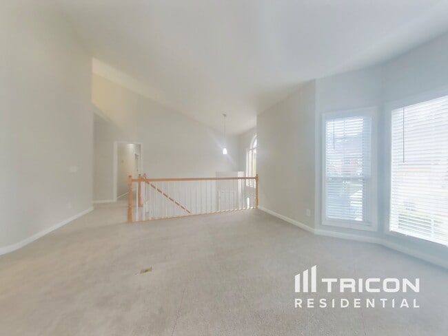 Building Photo - 2030 Township Dr