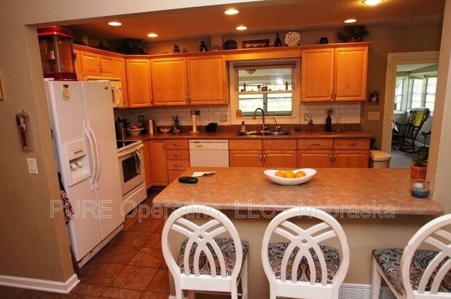 Foto del edificio - 5851 S 51st St