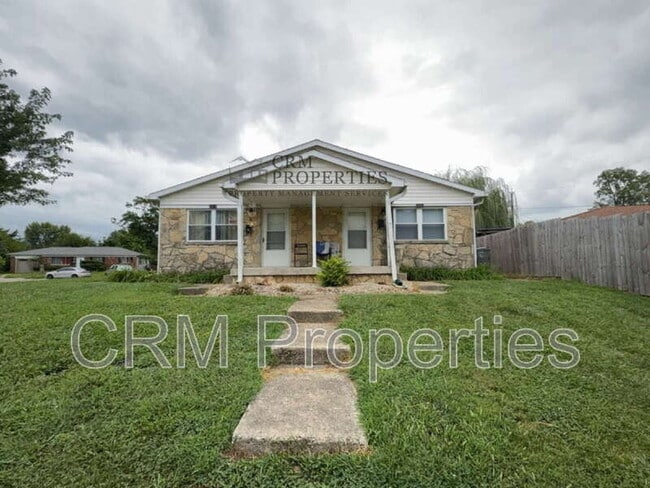Building Photo - 1931 S Gala Dr