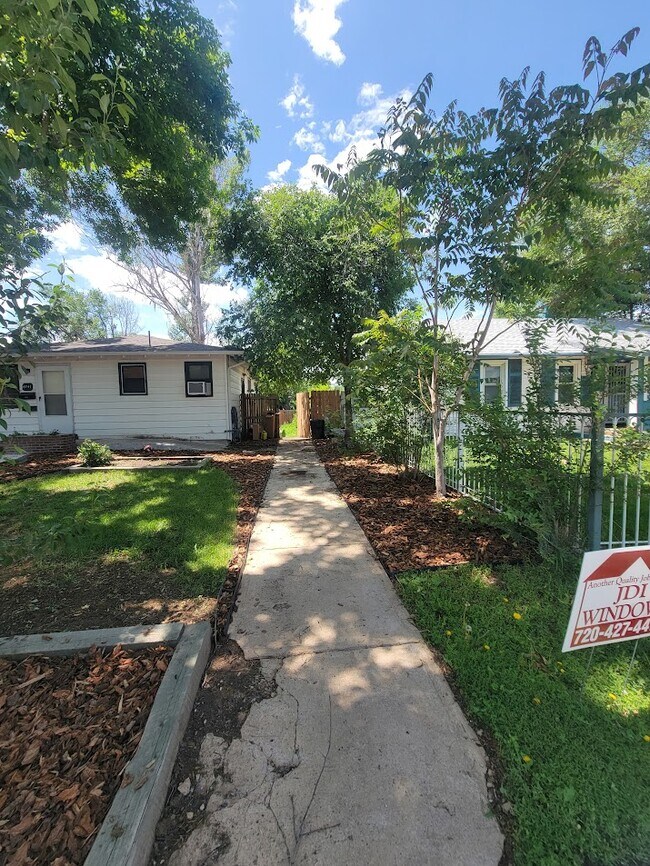 Foto del edificio - 4741 S Lincoln St