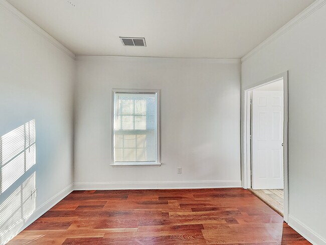 Foto del edificio - 333 Fletcher St SW