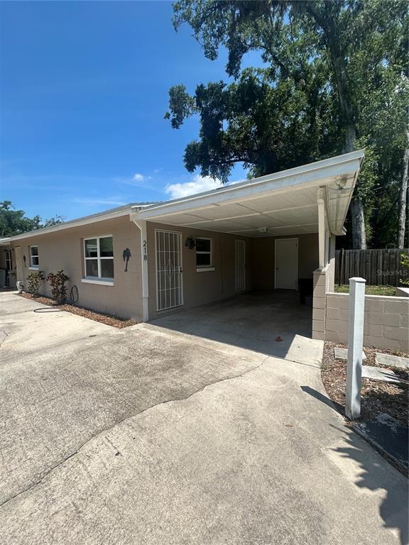 Building Photo - 218 N Cypress Way