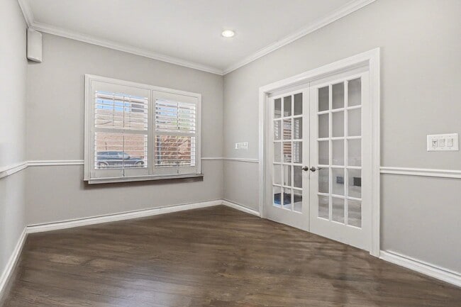 Building Photo - 331 E Cullerton St