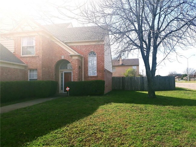 Building Photo - 7500 Hawkwood Trail