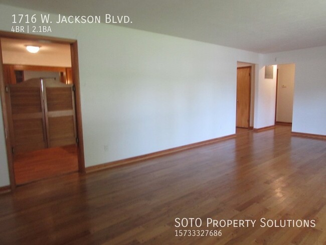 Foto del edificio - 4BD/2.5BA house in Jackson w 2-Car Garage