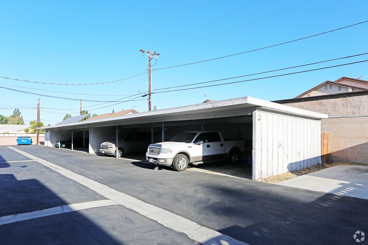 Foto del edificio - 9531 Alwood Ave